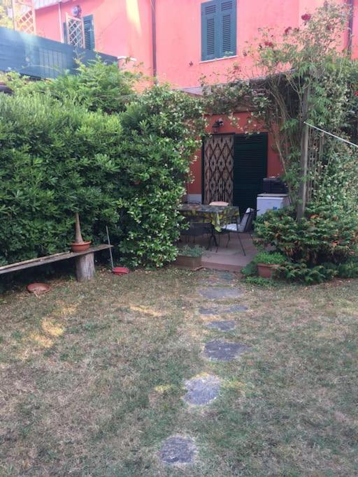 Le Rose , Relax In Casolare Del 1700 Apartment Sarzana Exterior photo
